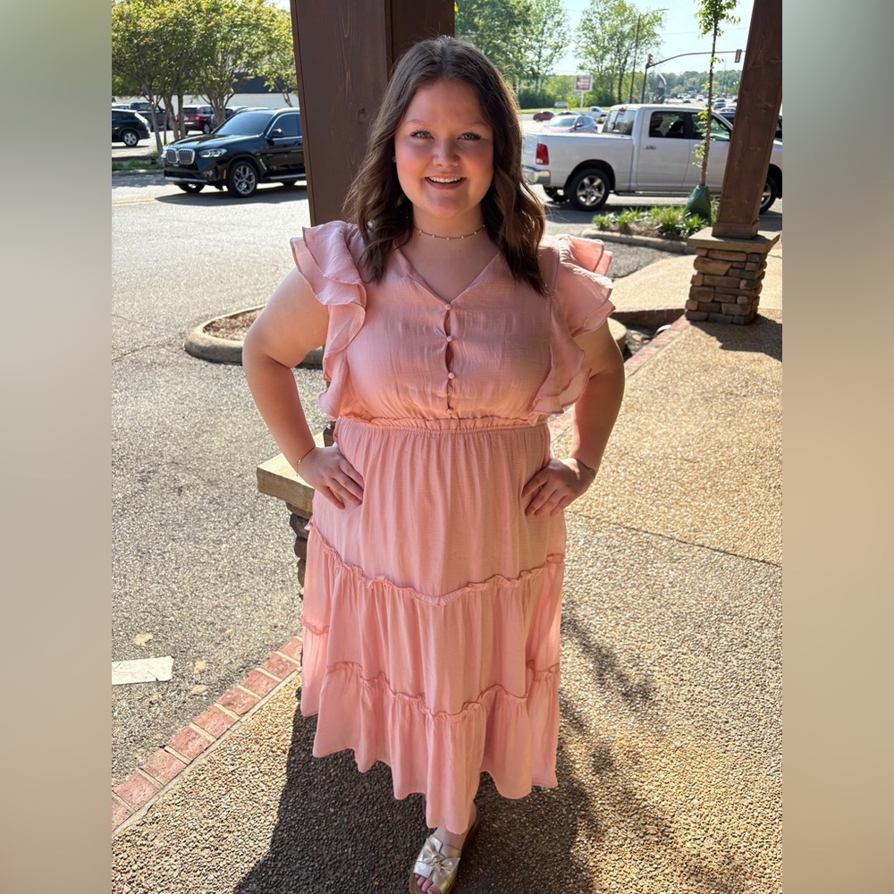 Chic Ruffle Midi Dress in Soft Pink